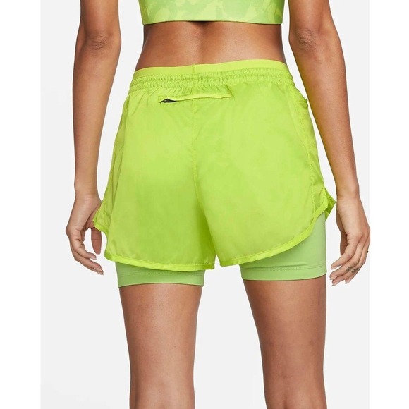 Nike Icon Clash Luxe 2 in 1 Layered Mid-Rise Running Shorts - Picture 3 of 7